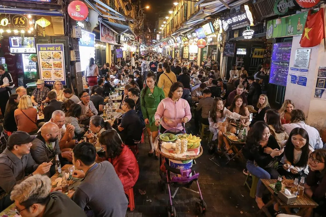 Ta Hien Beer Street