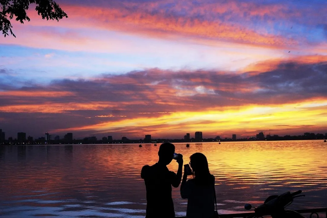Sunset at West Lake