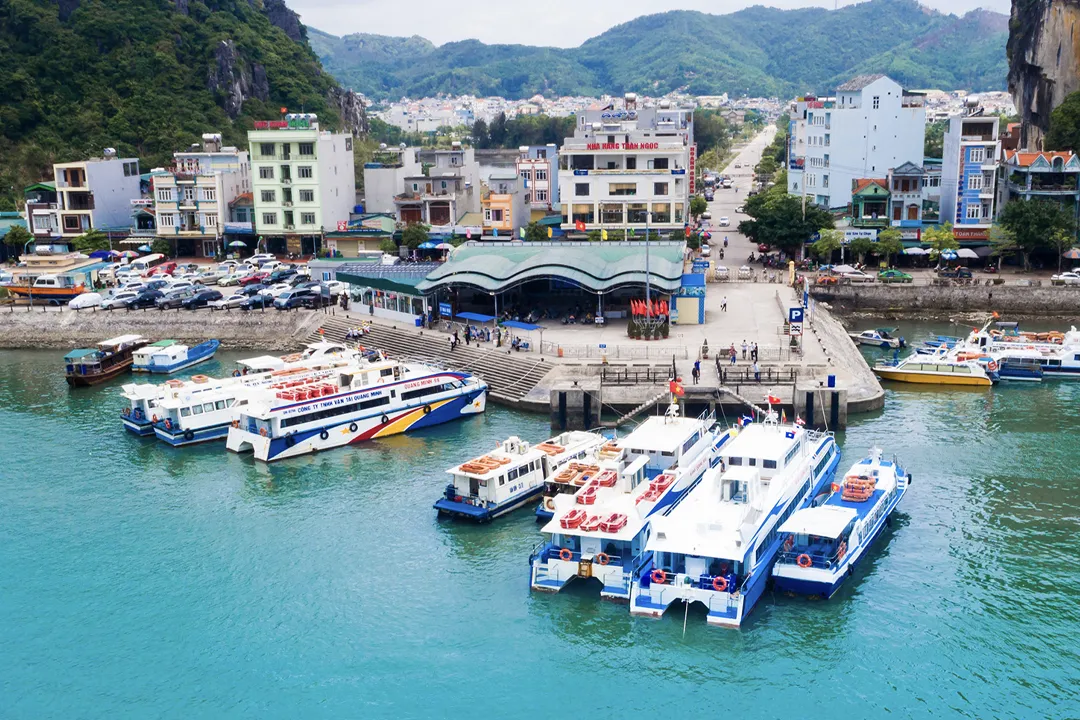 Cai Rong Port