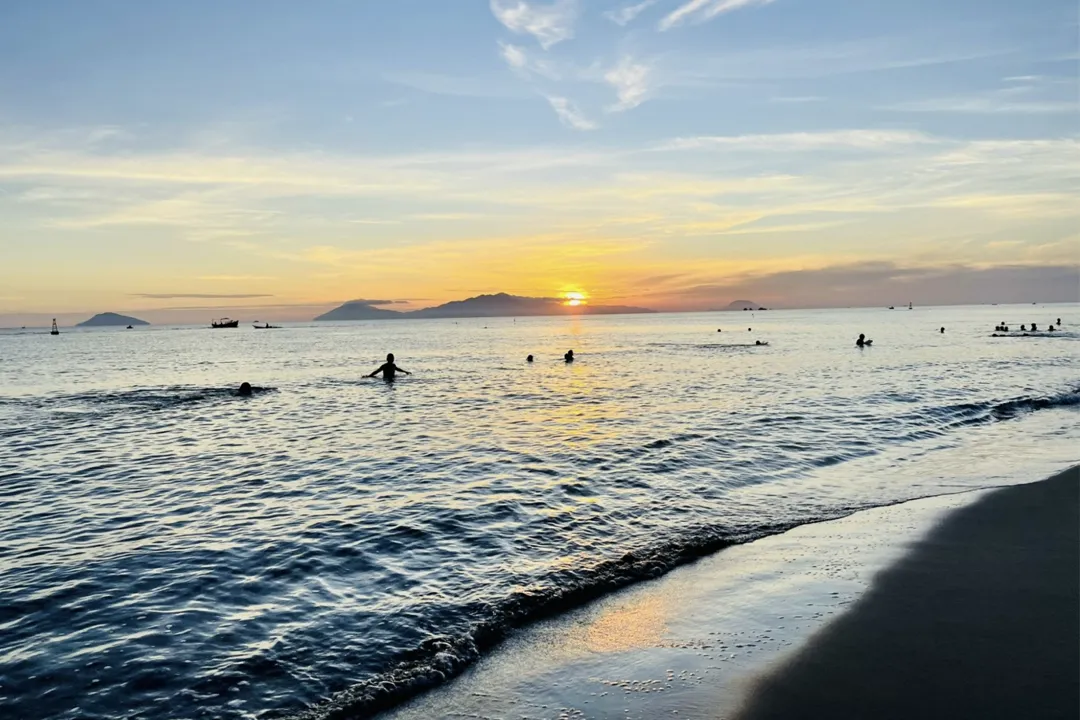 Dawn on Cua Dai Beach