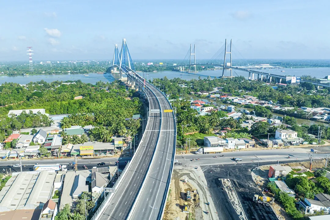 Ho Chi Minh - Can Tho expressway
