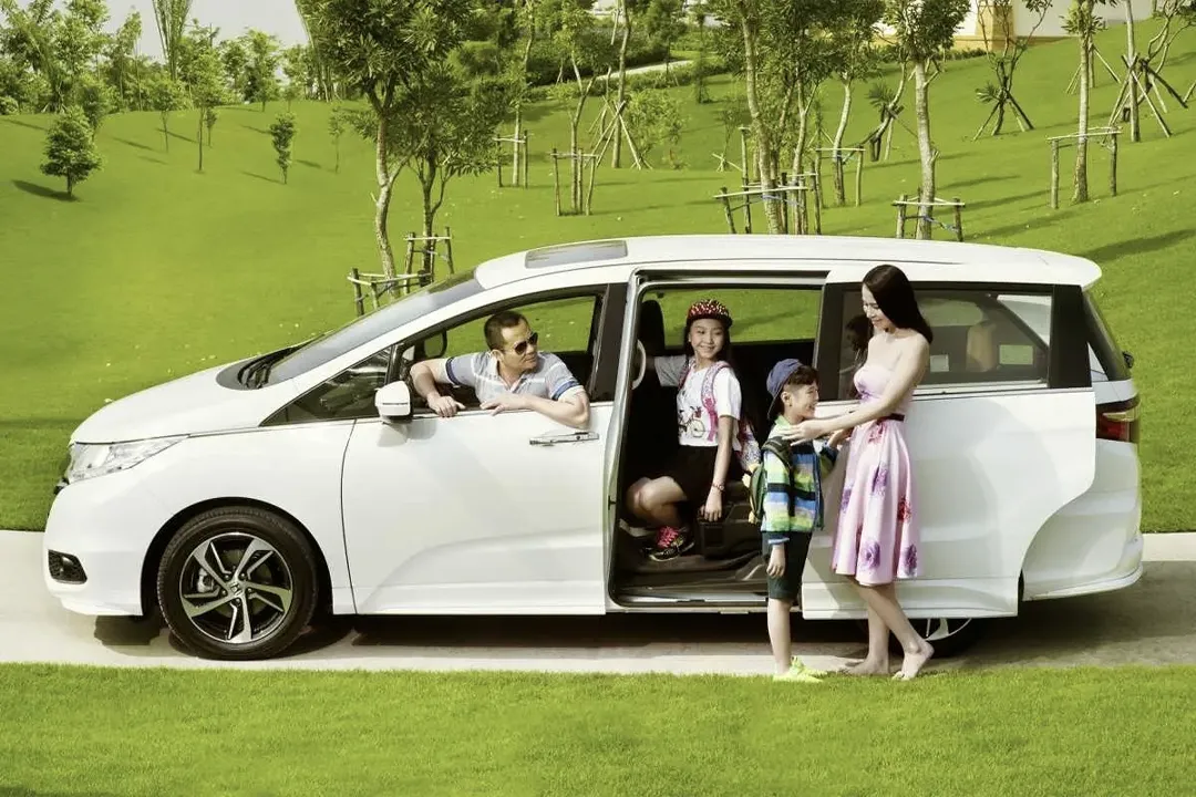 If you are traveling as a family or a group of four, the cost per person becomes quite reasonable.