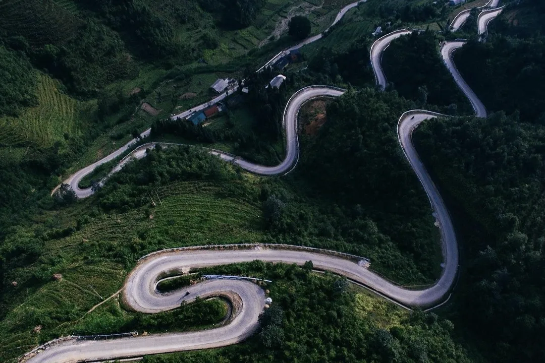 The final 80 kilometers of National Highway 2 are a challenge for anyone, no matter how good their health is.