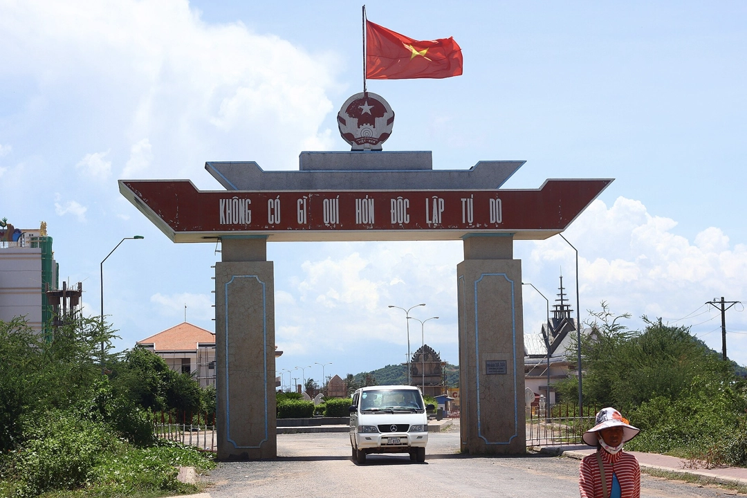 Ha Tien International Border Gate, formerly known as Xa Xia Border Gate, is an international land border gate located in Ha Tien ward, An Giang province, Vietnam.