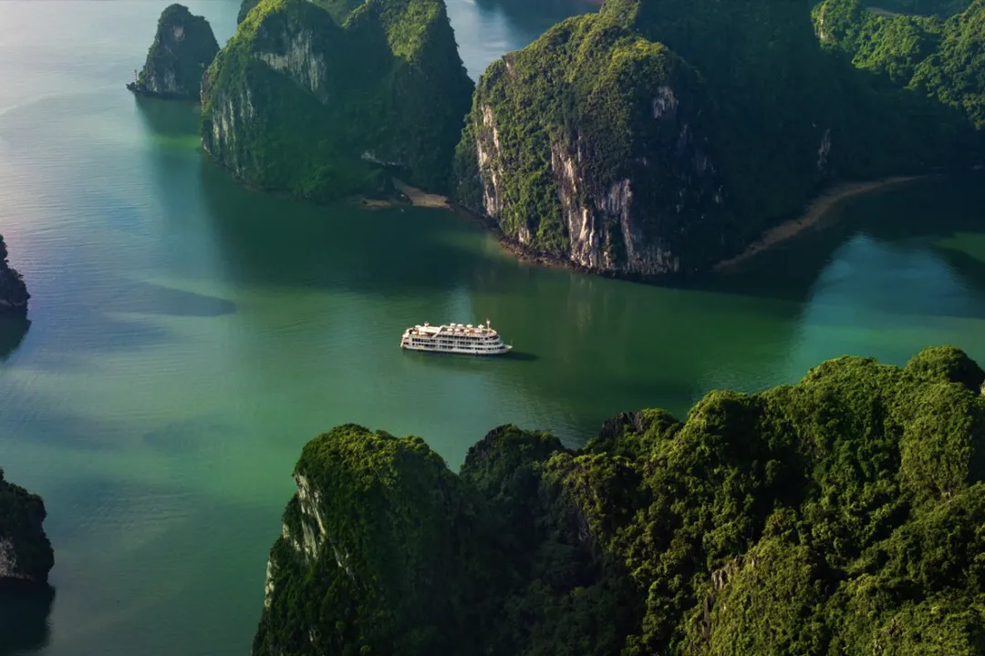 Ha Long Bay