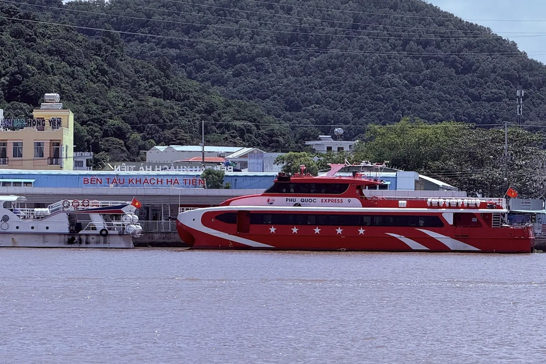 Ha Tien ferry terminal port
