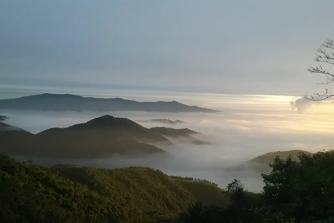 The view in front of Ho Thien Pagoda