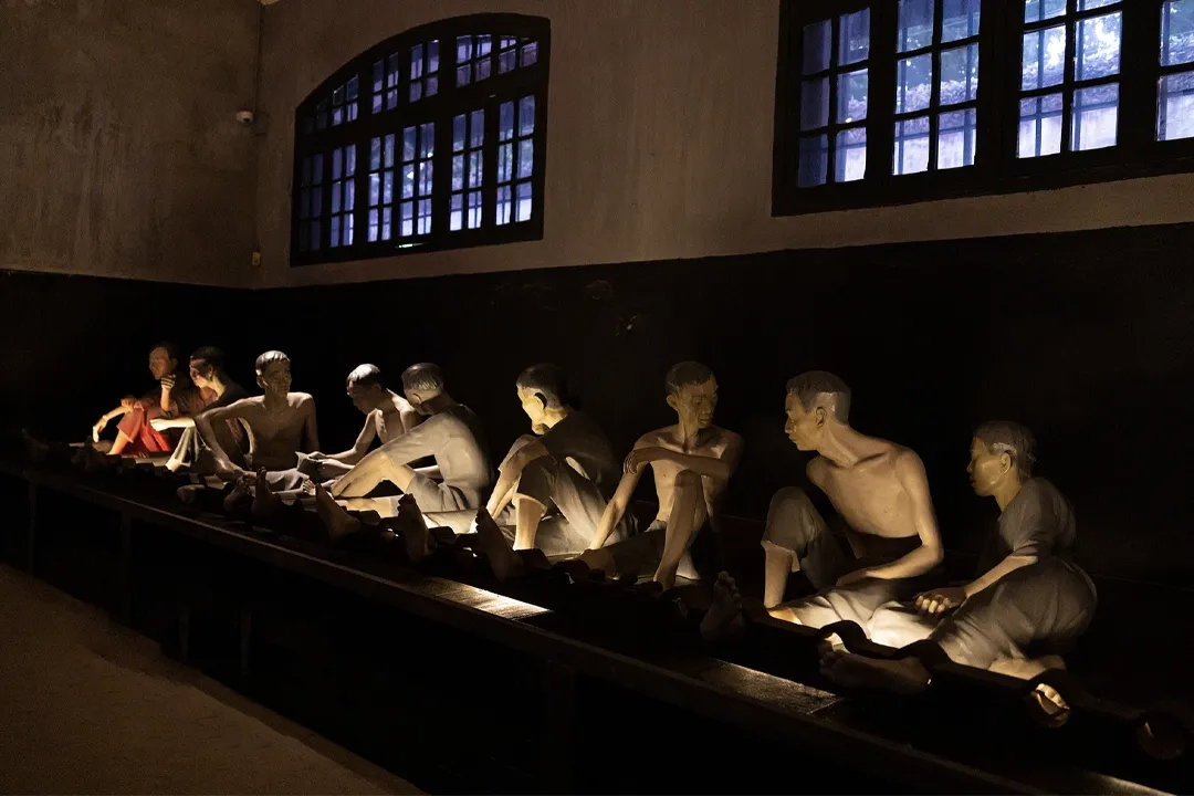 Hoa Lo Prison