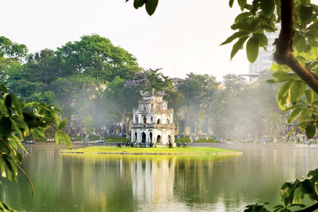 Hoan Kiem Lake