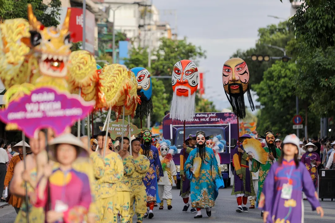 Parade of traditional royal costumes on the streets