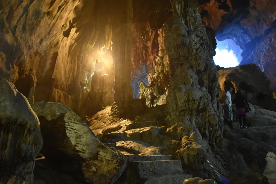 Huong Tich Cave