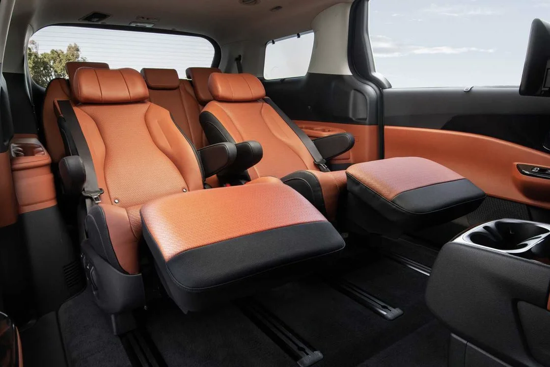 The Kia Carnival offers a luxurious design and comfortable 
