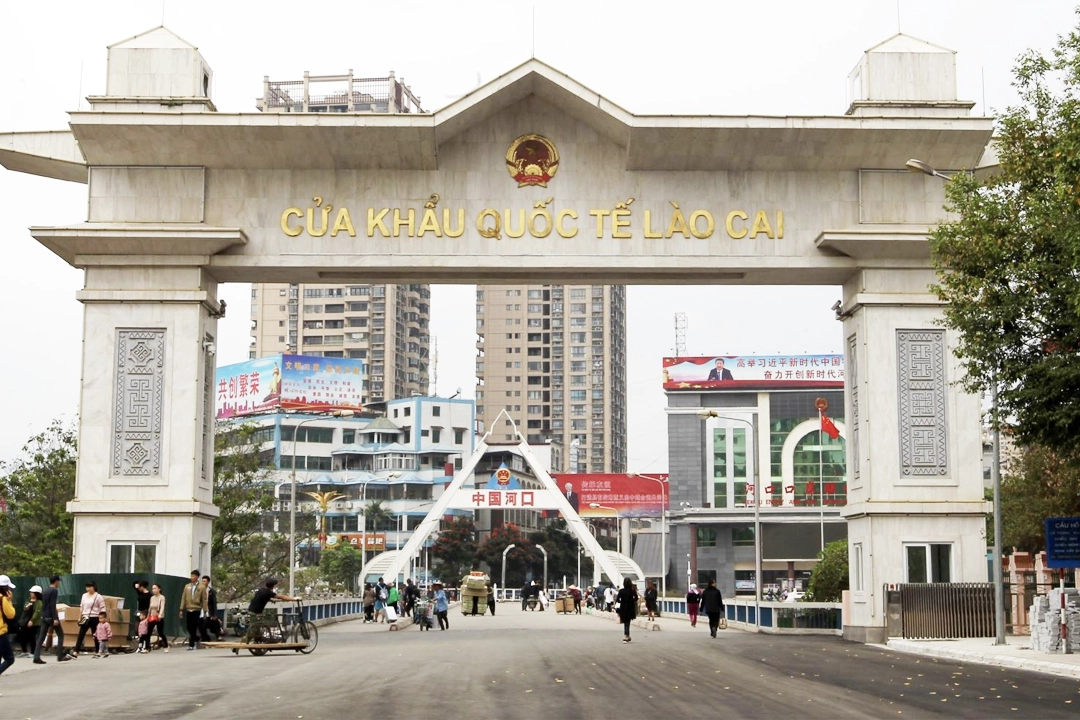 The Lao Cai - Ha Khau International Border Gate is one of the important destinations for traders in the economic and trade exchange of goods. 