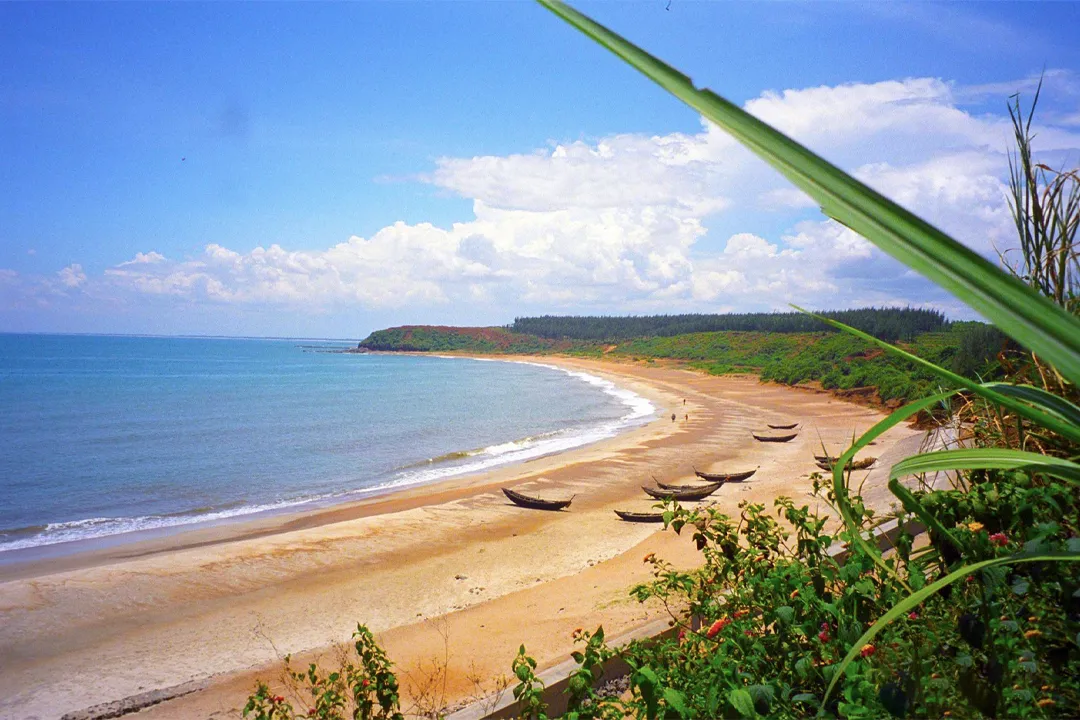 Cua Tung Beach