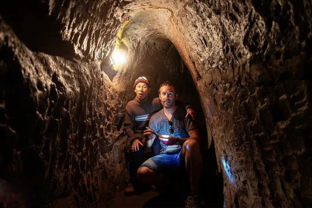 Vinh Moc Tunnels