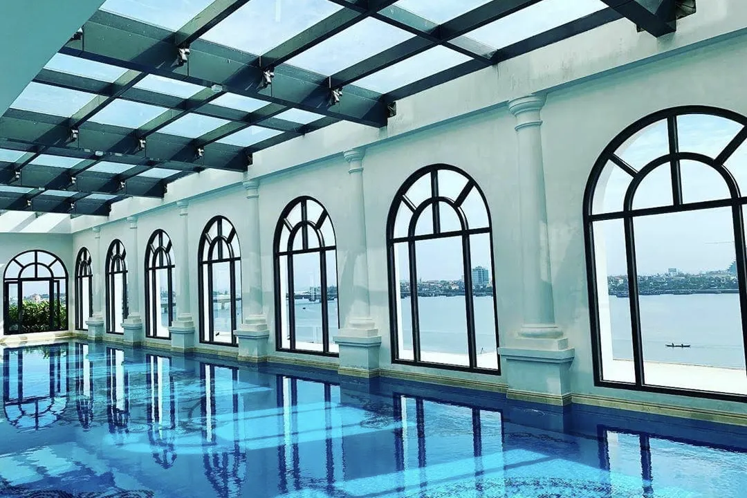Meliá Vinpearl Quang Binh's Indoor Pool