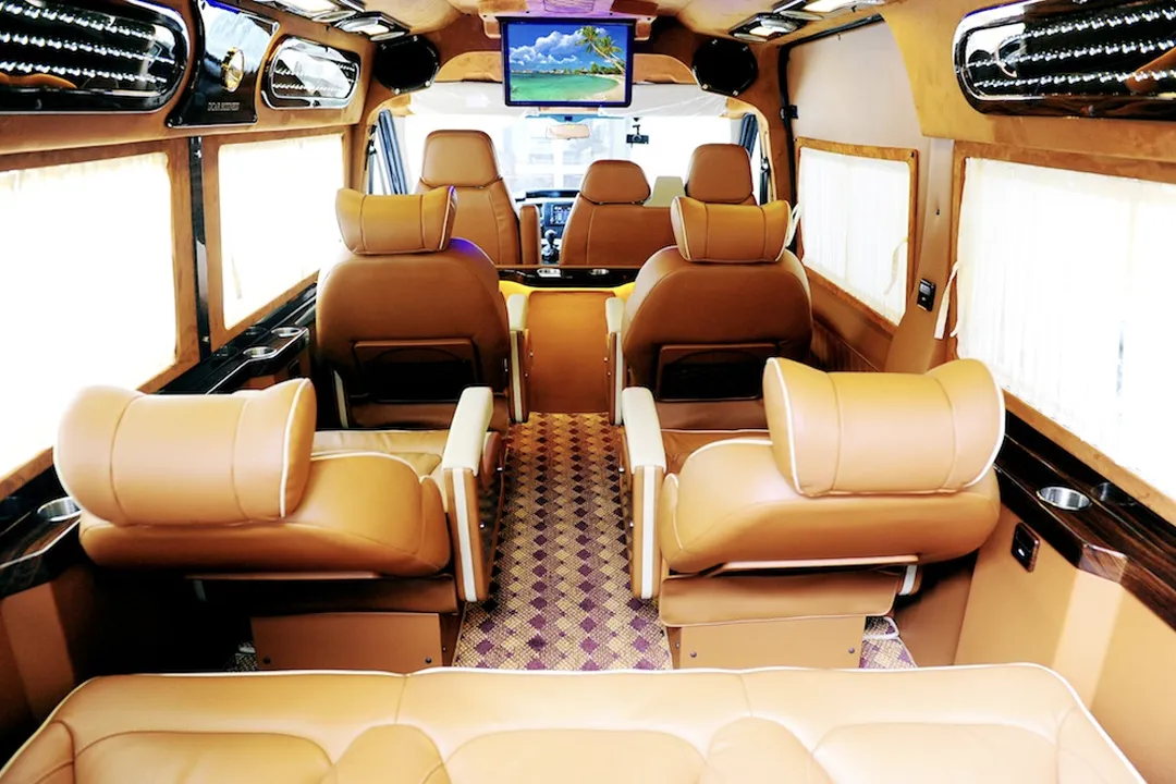 The "Limousine" in Vietnam refers to high-end 9-seater Ford Transit or Solati vans modified with plush, reclining leather seats and modern tech.