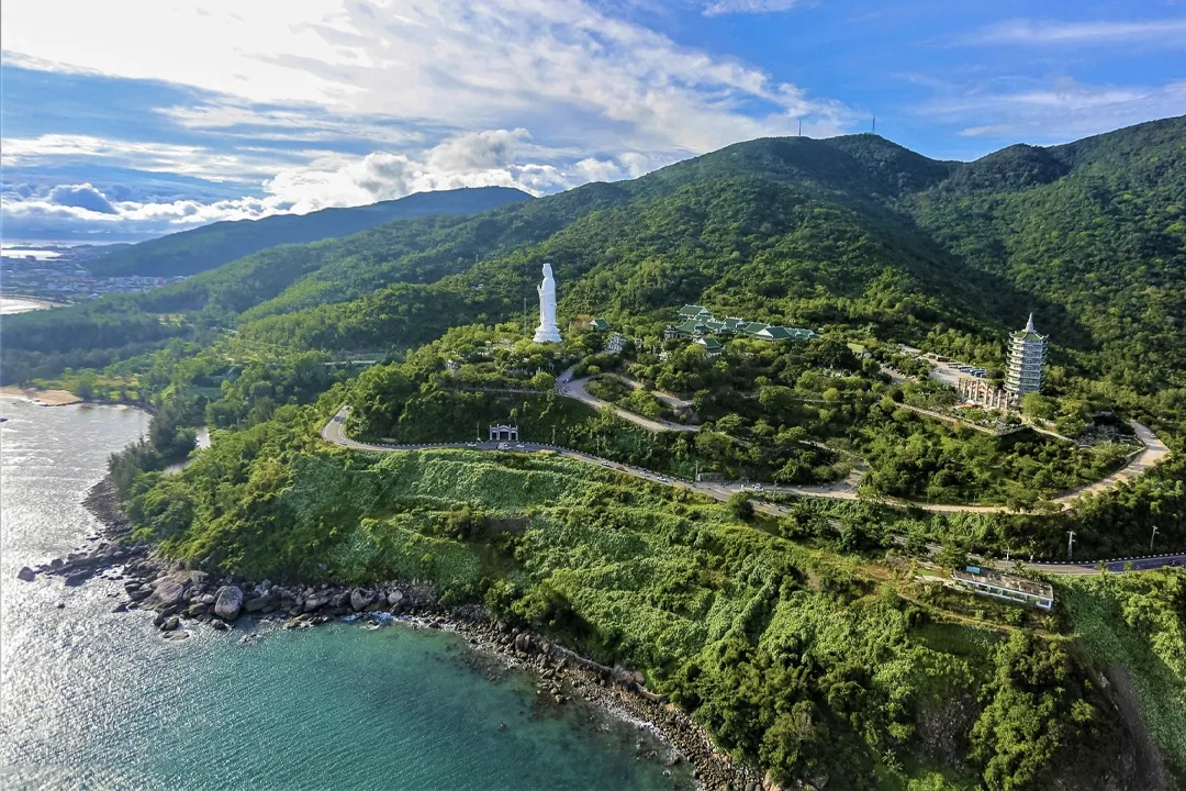 Son Tra Peninsula & Linh Ung Pagoda
