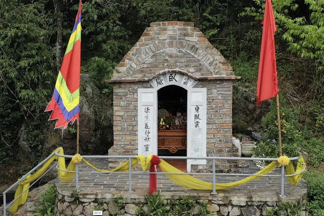 Ngoa Van Am 