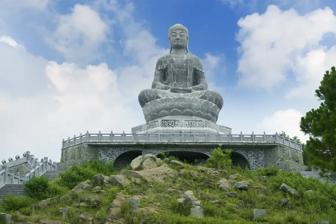 Phat Tich Pagoda