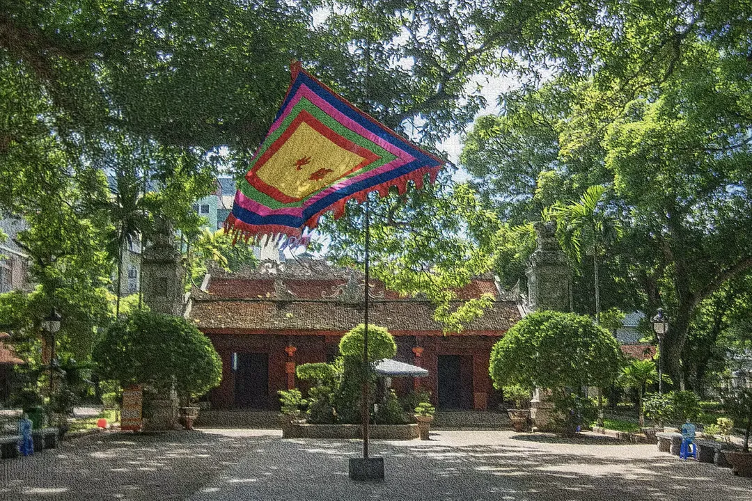 Quan Thanh Taoist Temple - Main Hall