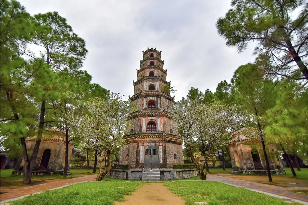 Phuoc Duyen Tower