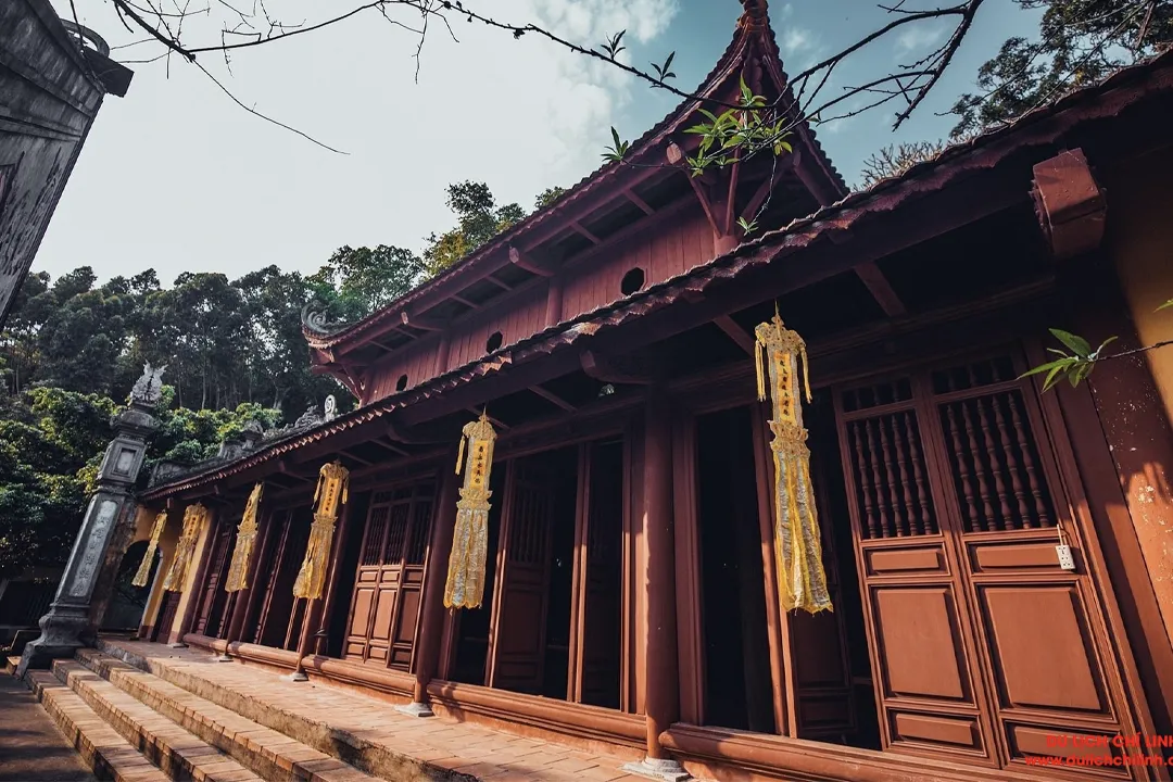 The story of Thanh Mai Pagoda is inseparable from the life and legacy of one of Vietnamese Buddhism's most dynamic leaders. Zen Master Phap Loa (1284–1330)