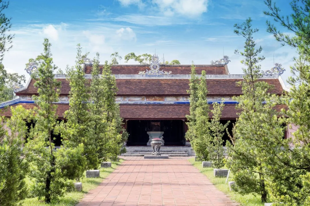 Dai Hung Palace