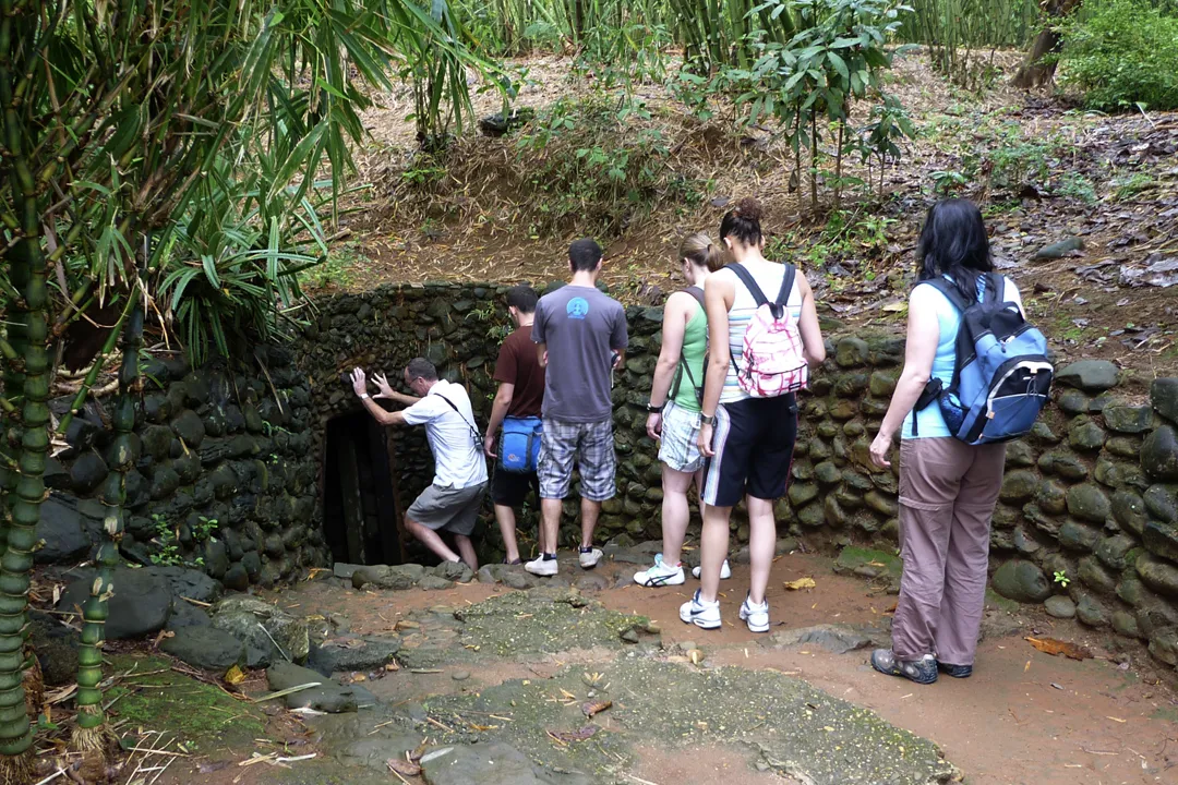 Tourist visits Vinh Moc Tunnels