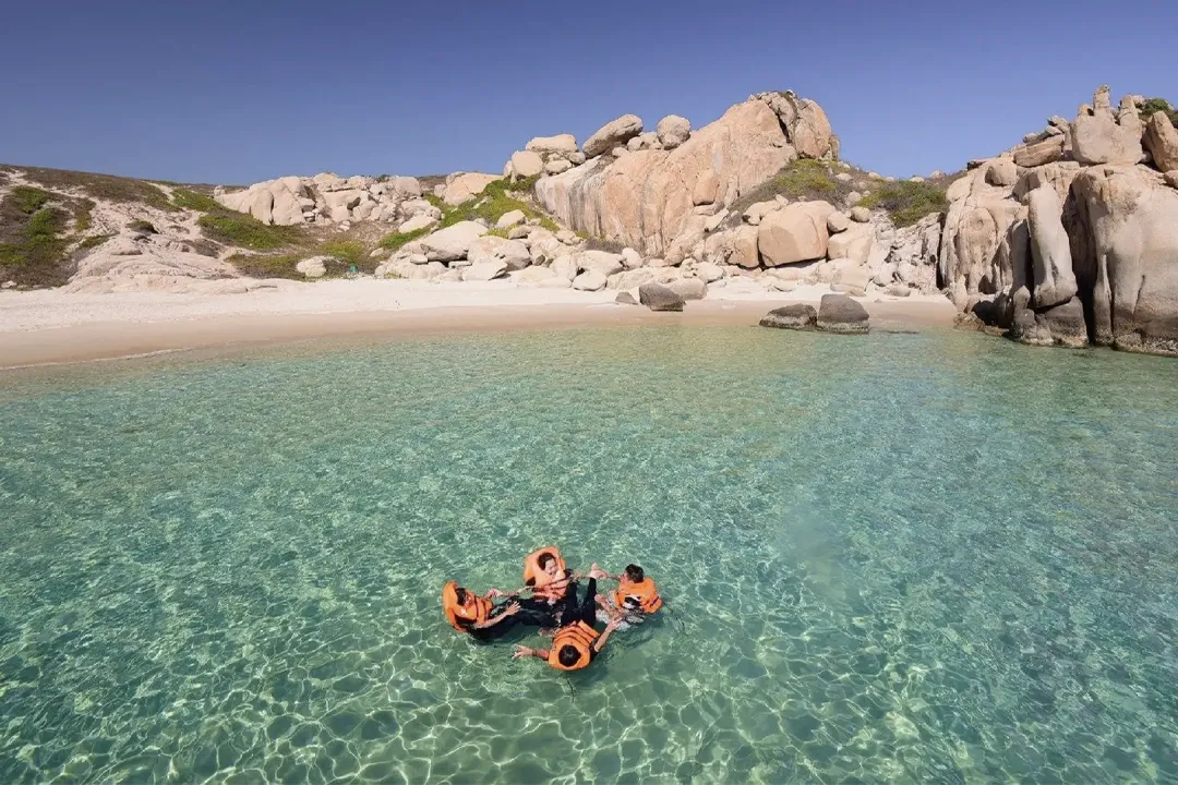 Con Dao has many beautiful beaches