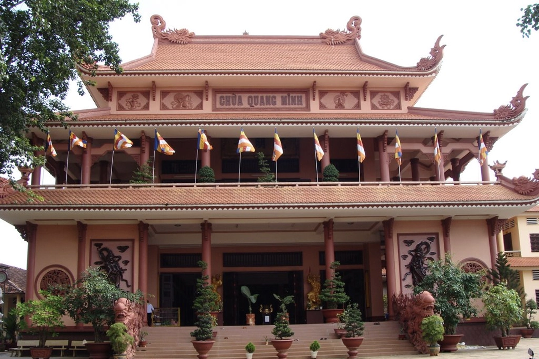 Quang Minh Pagoda 
