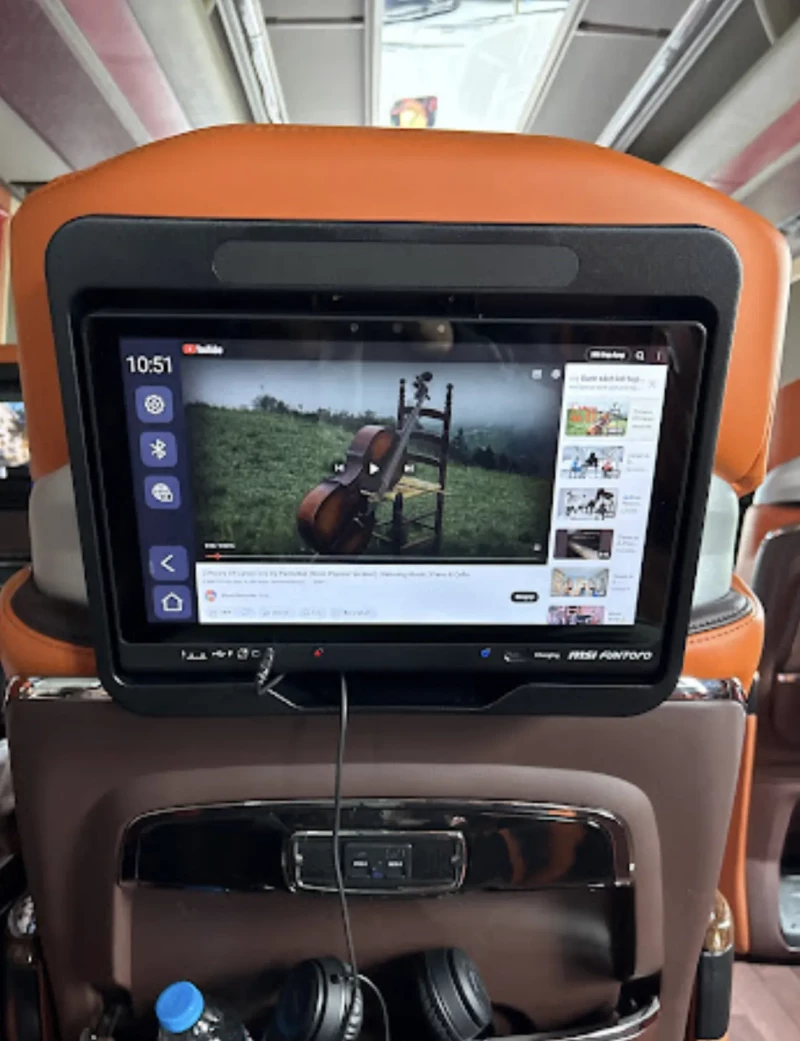 MEXbus 27-seater limousine Mui Ne to Ho Chi Minh City no 1 