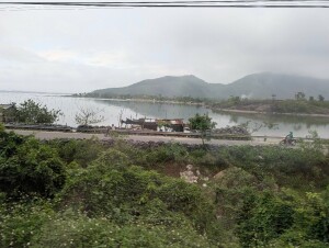 TH1973 (London) comment for Da Nang to Hue city Transer service