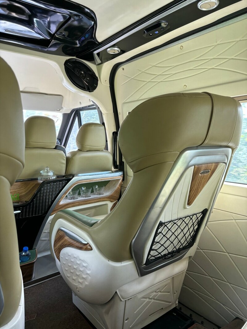 Limousine Luxury Hanoi to Sapa no 2 