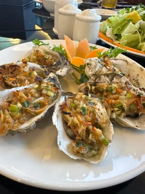  Mei Yun S comment for Halong Bay Tours and Actitives