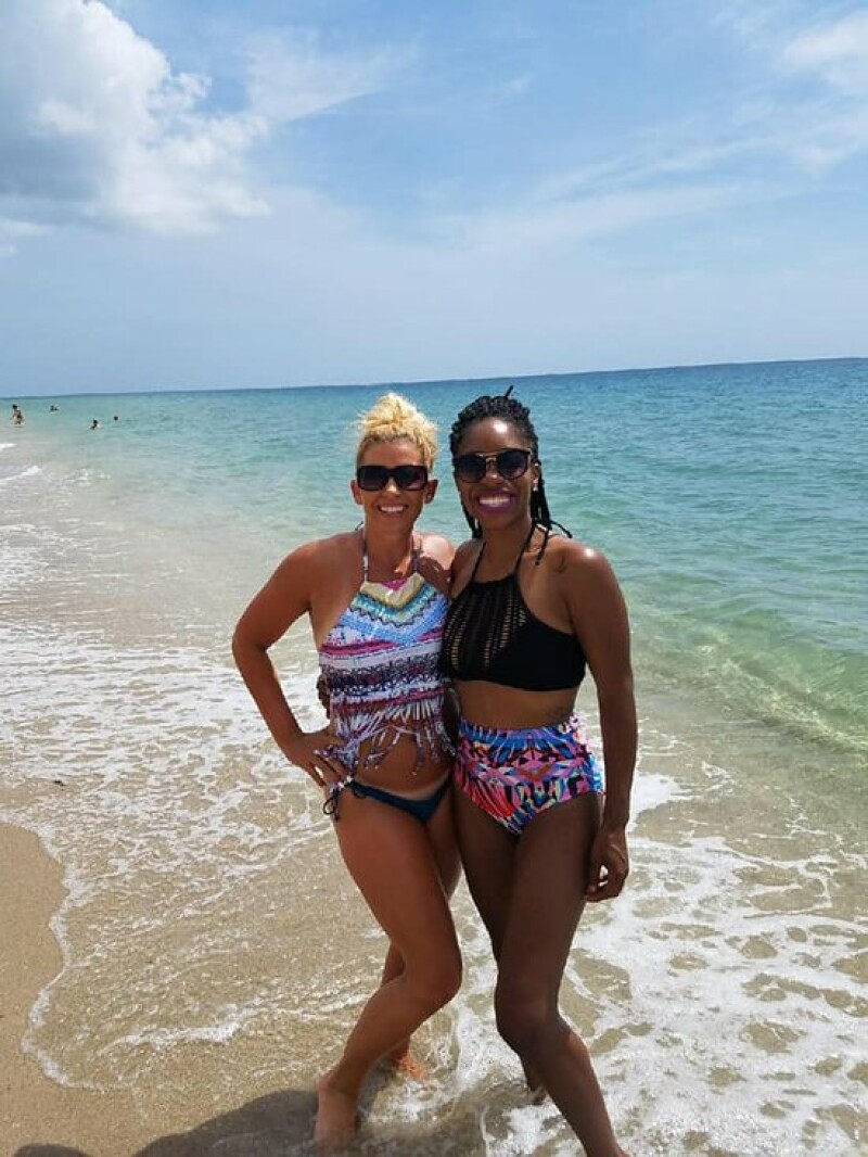 Noi Bai airport Hanoi - HAN to Halong Bay Transer service