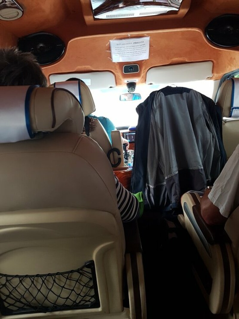 Hanoi to Halong Bay Transer service picture number 2