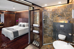 Premium Suite Balcony image 2