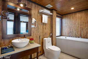 Triple Junior Suite Ocean Views  image 2