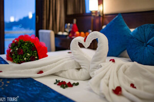 Alisa Crusie 3 Days 2 Nights Senior Suite