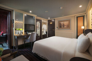 Elegant Suite image 2