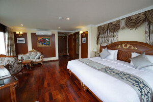 Signature Suite image 2