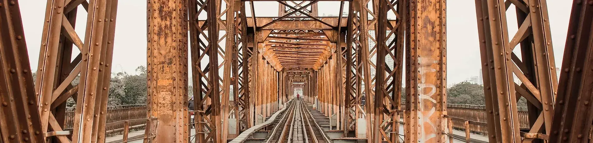 Long Bien Bridge