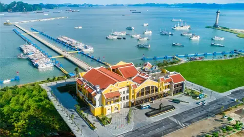 Cảng tàu khách quốc tế Hạ Long