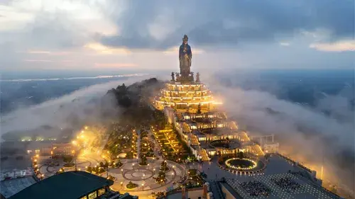 Black Virgin Mountain