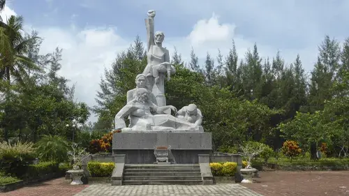 Son My Memorial - My Lai Memorial