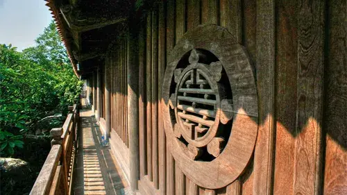 Phat Tich Pagoda
