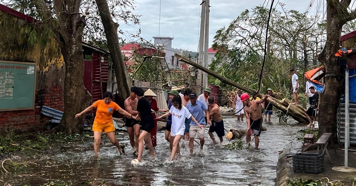 Picture of Storm Kajiki set to hit central Vietnam