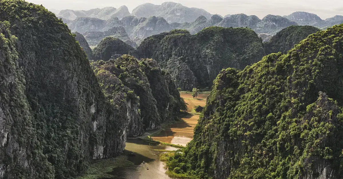 Picture of Tam Coc Cave: A harmonious blend of rivers and mountains in Ninh Binh