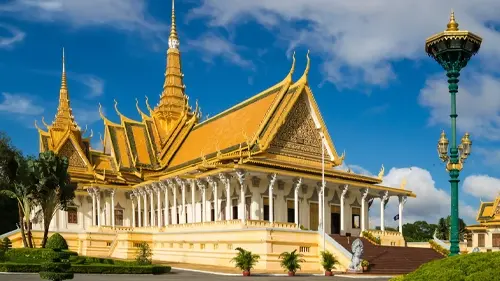 Ho Chi Minh City to Phnom Penh: The Complete Travel Guide (2025) — Transport, Border Crossing, Visa & What to Do